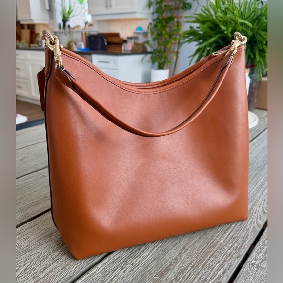 Coach Outlet - Laurel Large Shoulder Bag - Picture 2 of 4